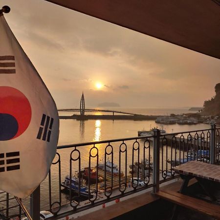 Seom Guesthouse Seogwipo Luaran gambar