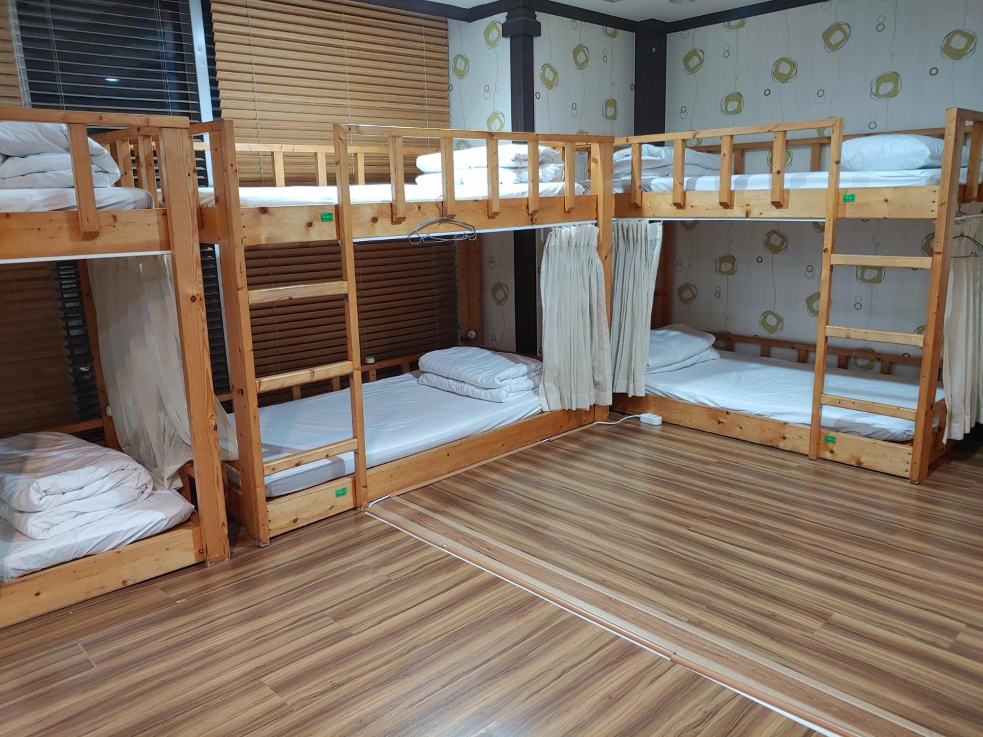 Seom Guesthouse Seogwipo Luaran gambar